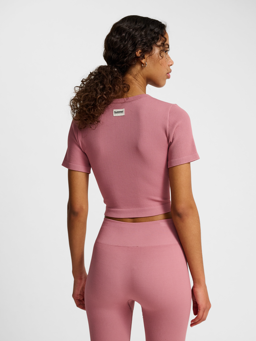hmlPULSE SEAMLESS RIB W T-SHIRT S/S, WISTFUL MAUVE, model