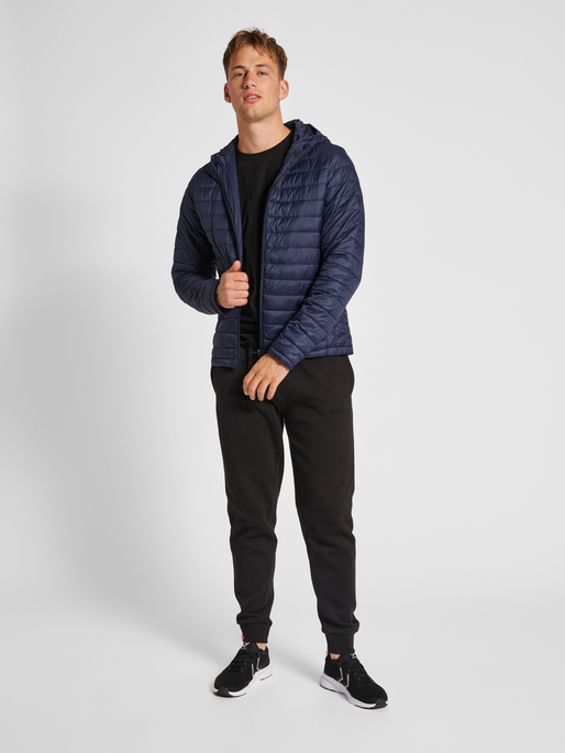 hmlRED QUILTED HOOD JACKET, MARINE, model