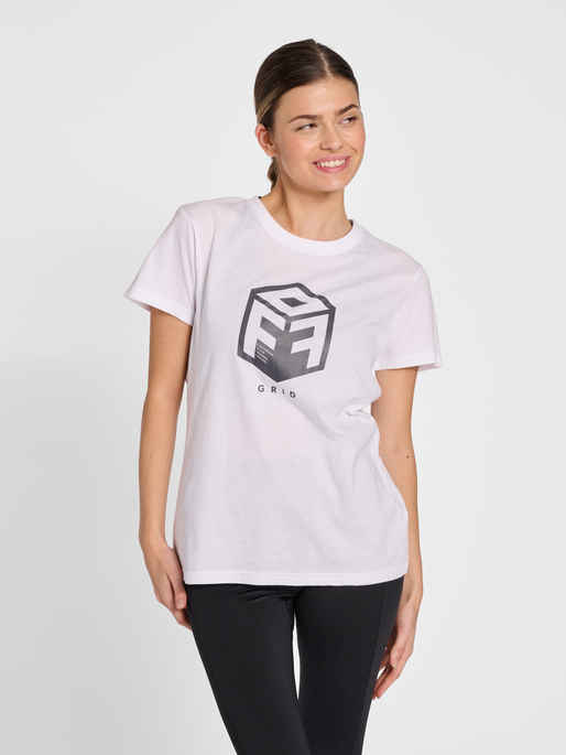 hmlOFFGRID COTTON JERSEY S/S WO, 9108, model