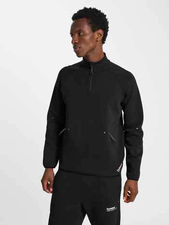 hmlTECH FLEECE HALFZIP, BLACK, model