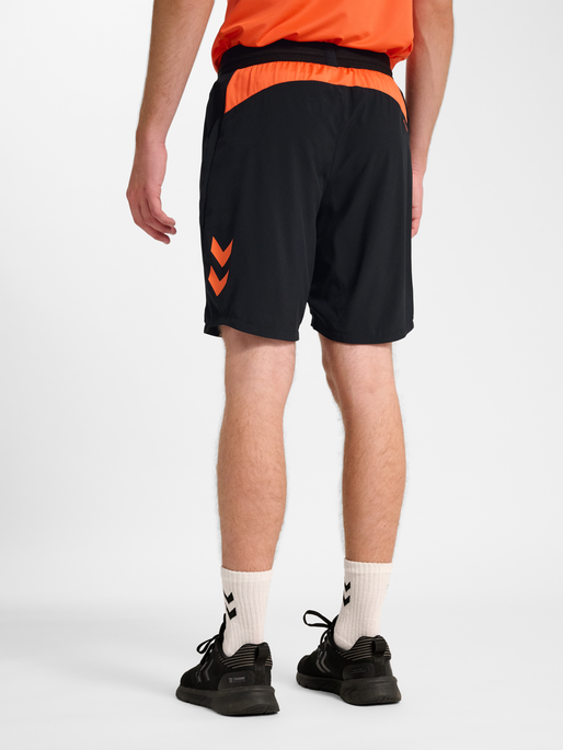 hmlBLAZE PRO TRAINING SHORTS, BLACK/ORANGE, model