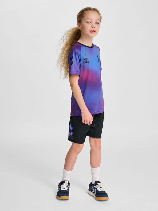 hmlSHIMMER SHORTS, BLACK/CAYENNE, model