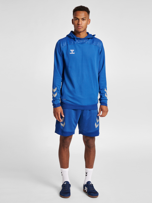 hmlLEAD POLY HOODIE, TRUE BLUE, model