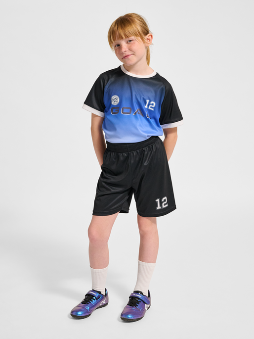 hmlSHIMMER SHORTS, BLACK/WHITE, model