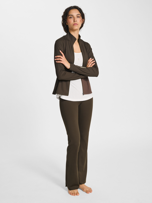 hmlPULSE W ZIP SHIRT L/S, DELICIOSO, model