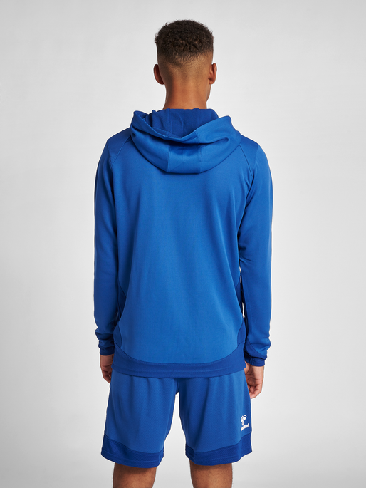 hmlLEAD POLY HOODIE, TRUE BLUE, model