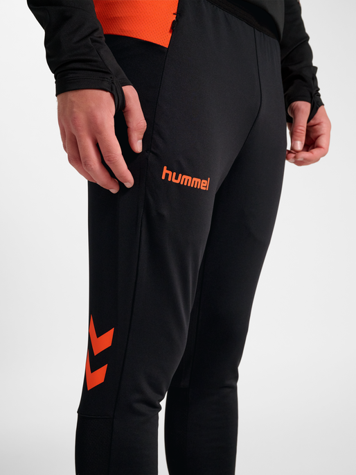 hmlBLAZE PRO TRAINING PANTS, BLACK/ORANGE, model