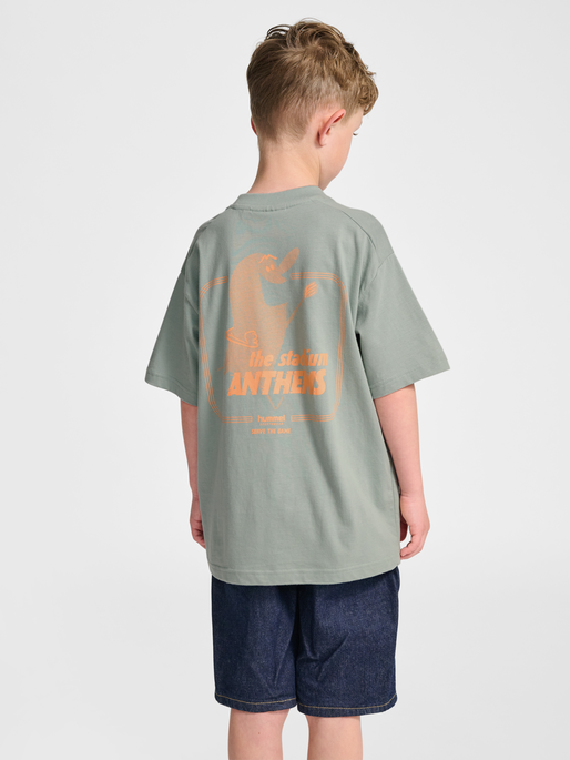 hmlJR LOOSE T-SHIRT S/S STADIUM, ICEBERG GREEN, model