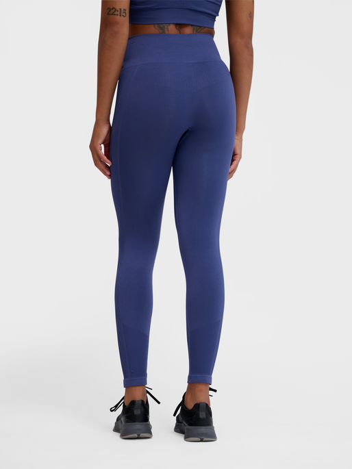 hmlTIF SEAMLESS HIGH WAIST TIGHTS, BLUE INDIGO, model
