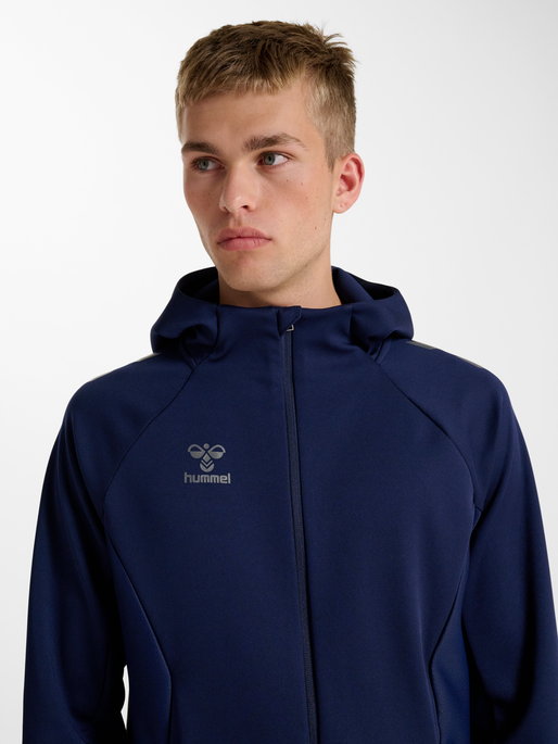 hmlCIMA 2.0 ZIP HOODIE, MARINE, model