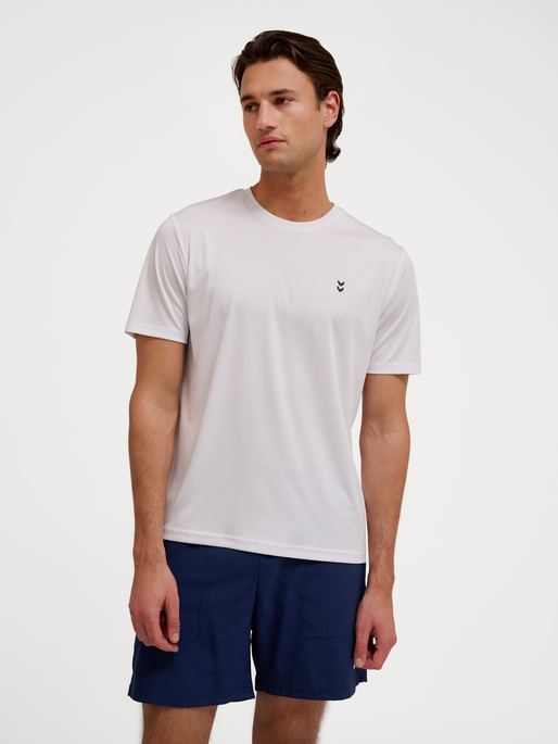 hmlPULSE TRAINING  T-SHIRT S/S, WHITE, model