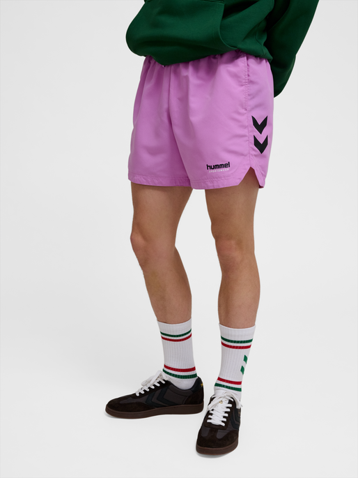 hmlNED SWIM SHORTS, VIOLET, model