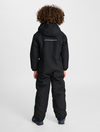 hmlJR SNOWSUIT WP 10K, BLACK, model